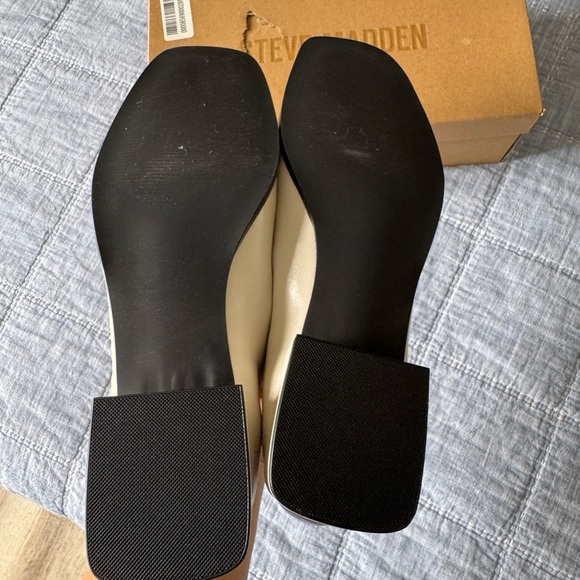 Steve Madden Cream leymar Leather Loafers shoes size 10 - Picture 5 of 5